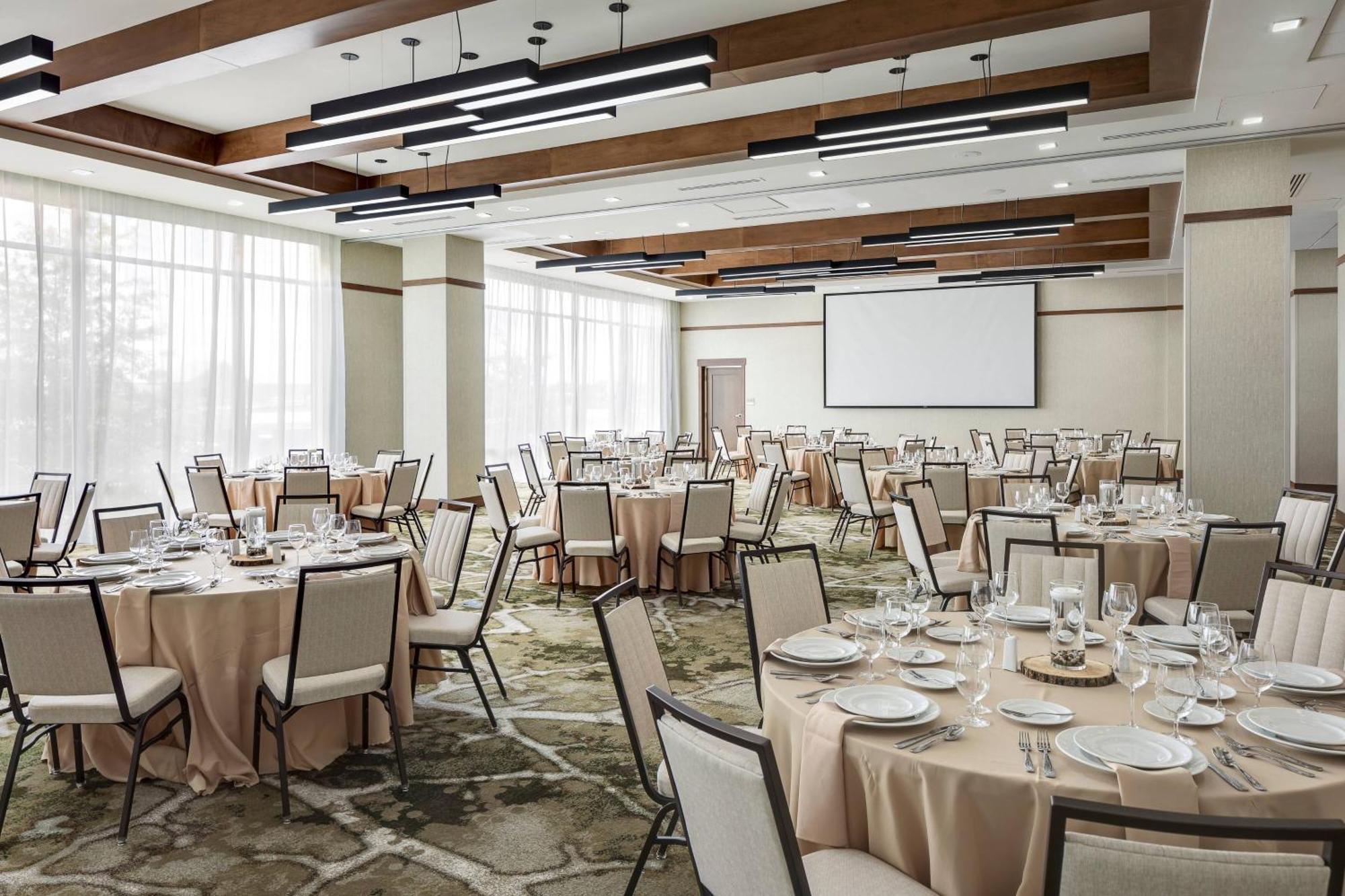 Springhill Suites By Marriott Greenville Downtown מראה חיצוני תמונה