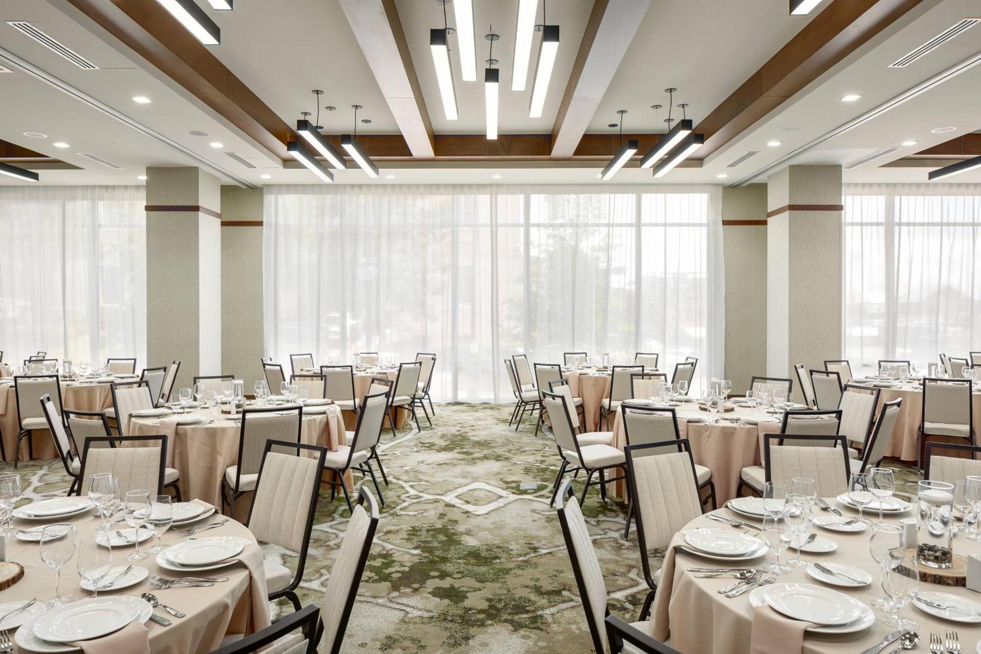 Springhill Suites By Marriott Greenville Downtown מראה חיצוני תמונה
