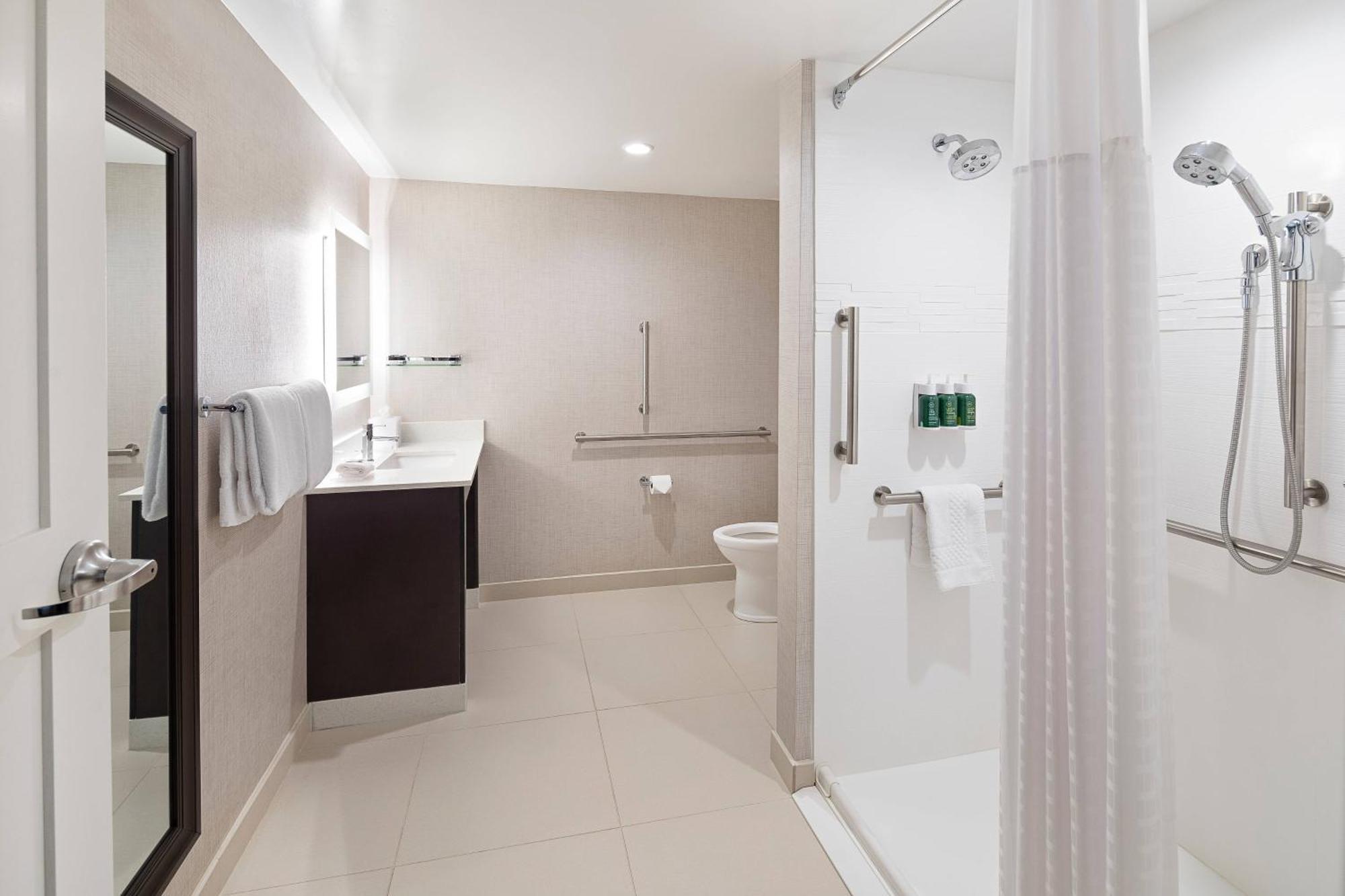 Springhill Suites By Marriott Greenville Downtown מראה חיצוני תמונה
